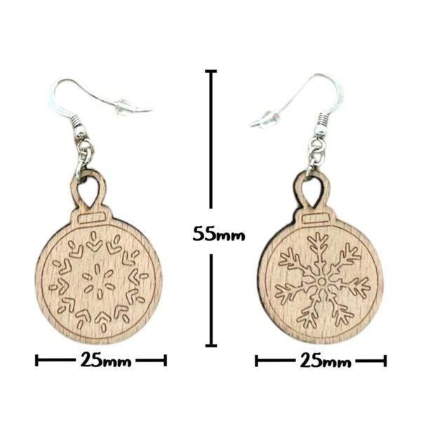 Holz Weihnachtskugel Ohrringe – Einzigartige Weihnachtsaccessoires – Bild 3